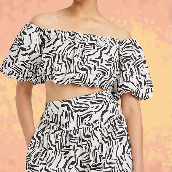 A New Day Balloon Off Shoulder Zebra Print Top - NWT szL - Picture 1 of 6